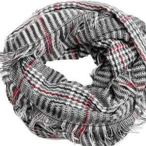 NWT scarf chunky black white scarf with fringe scarf wrap shawl
